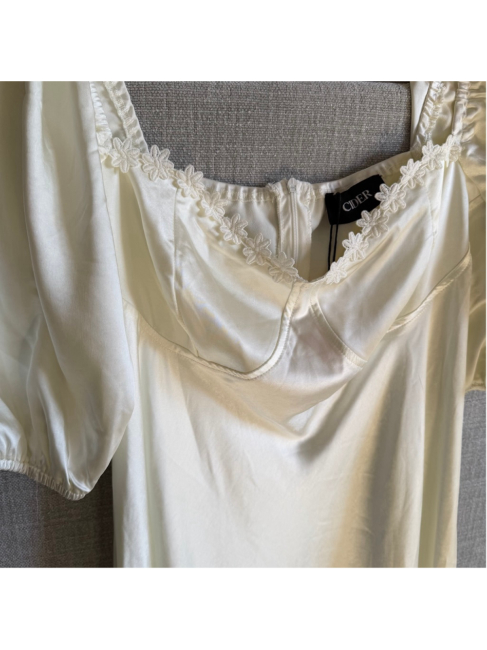 Cider Beige White Satin puff sleeve Wedding Rehearsal Dress 0X - Picture 4 of 15